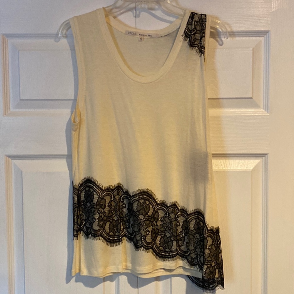 Rachel Roy Crème/black lace Top